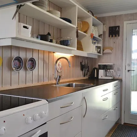 2 Bedroom Amazing In Hvide Sande Bjerregard