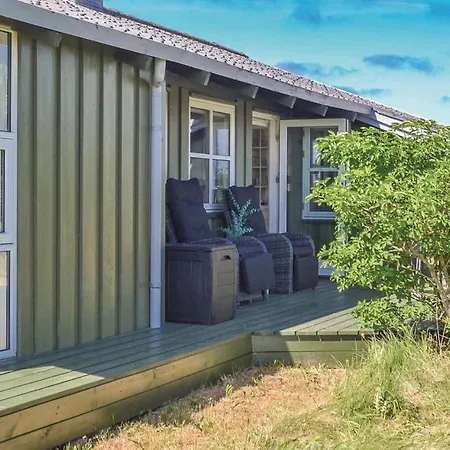 2 Bedroom Amazing In Hvide Sande Bjerregard